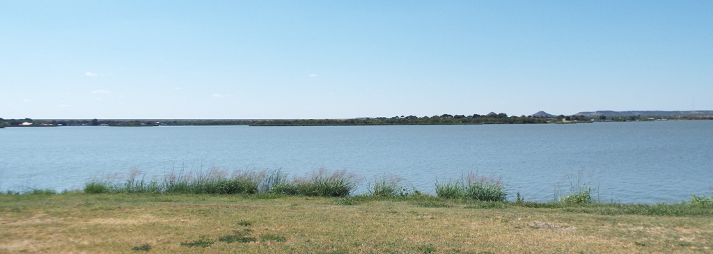 Lake Shore Village 